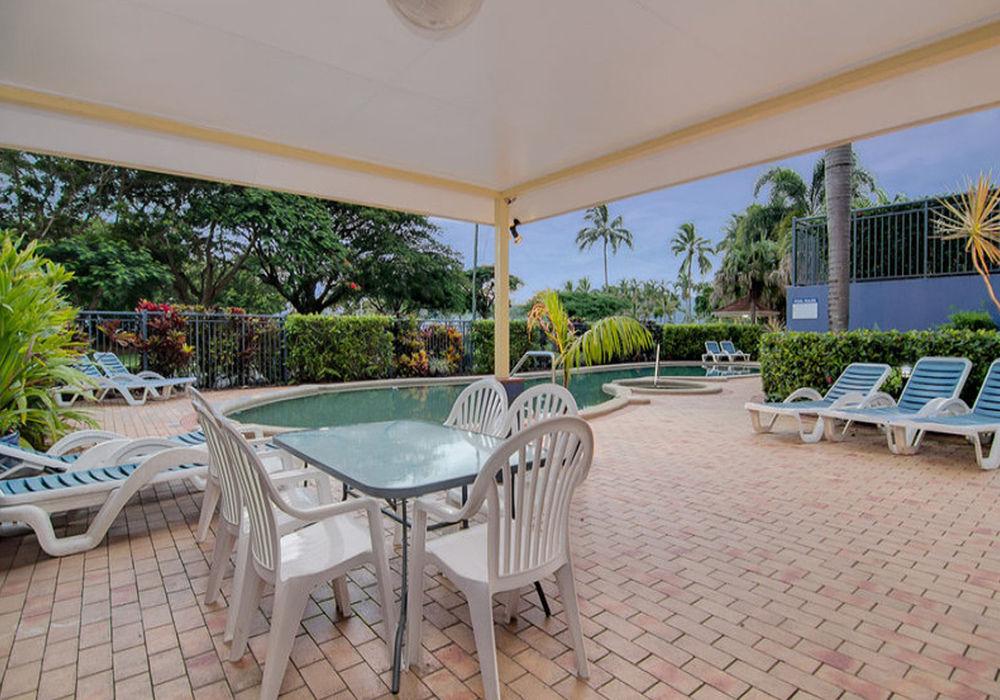 North Cove Waterfront Suites Cairns Exterior foto