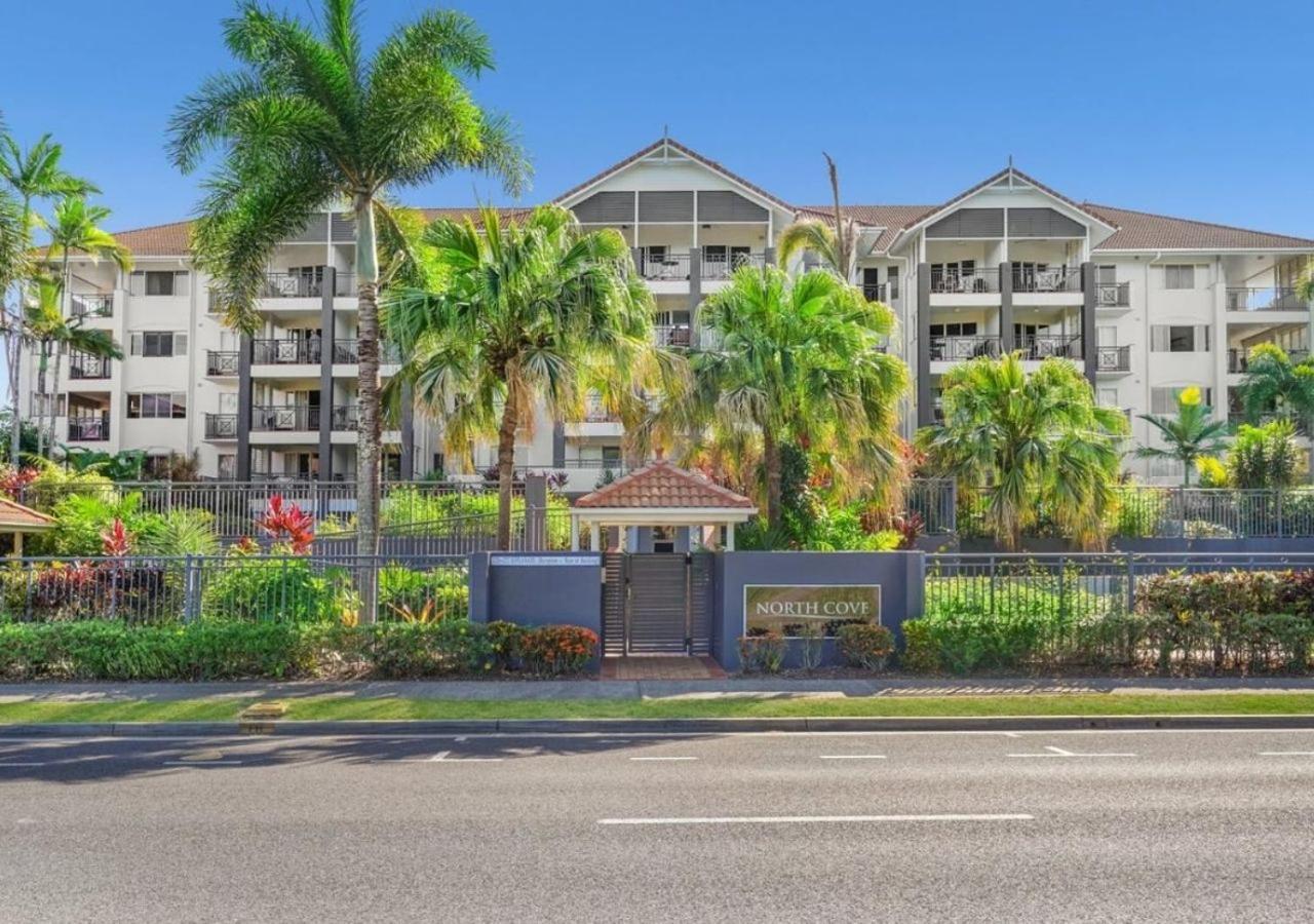North Cove Waterfront Suites Cairns Exterior foto