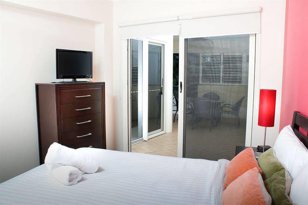 North Cove Waterfront Suites Cairns Exterior foto